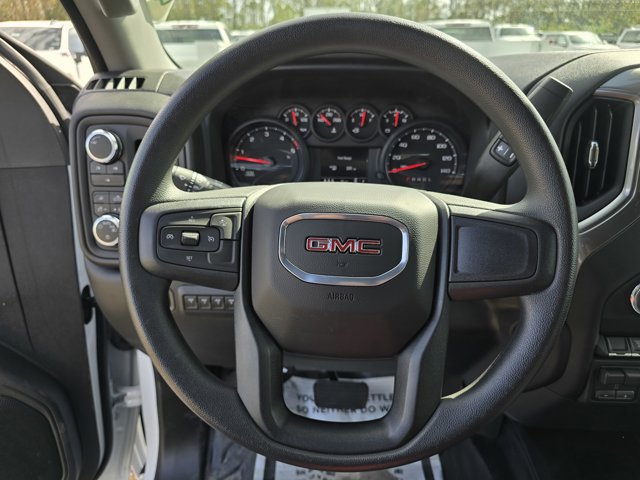 2024 GMC Sierra 3500HD Pro Image 10 of 15