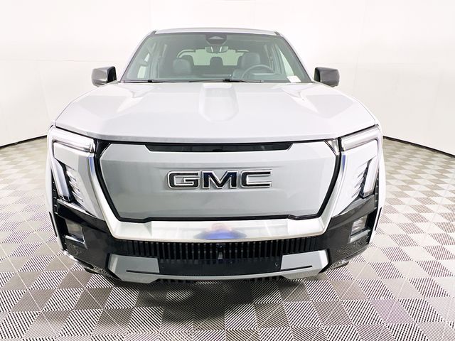 2024 GMC Sierra EV Denali Edition 1 Image 2 of 40