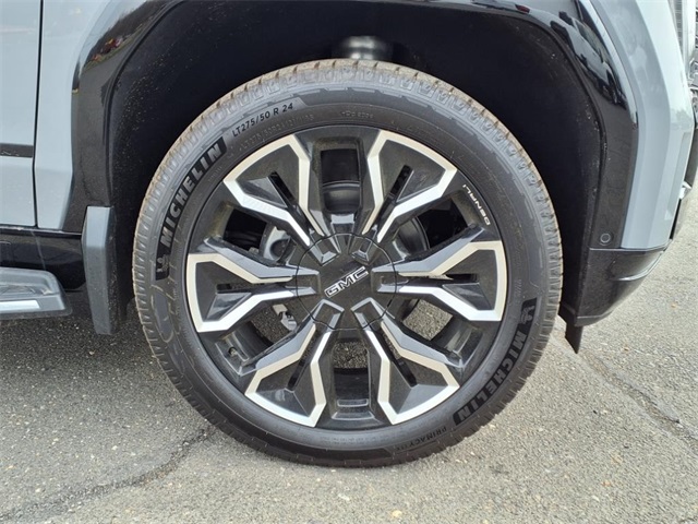 Vehicle image 11 of 25
