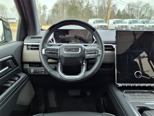 Vehicle image 14 of 25