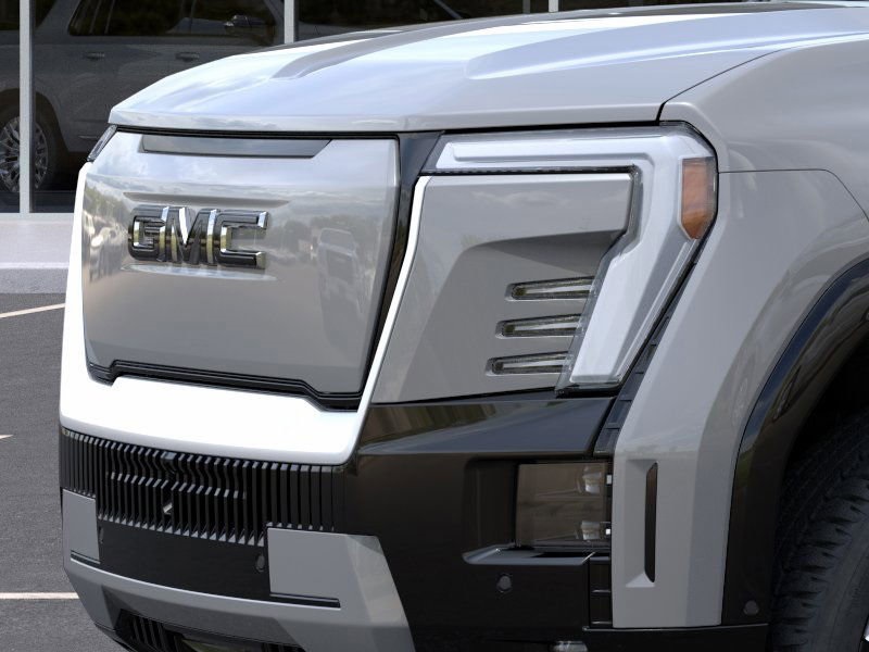 Vehicle image 13 of 24