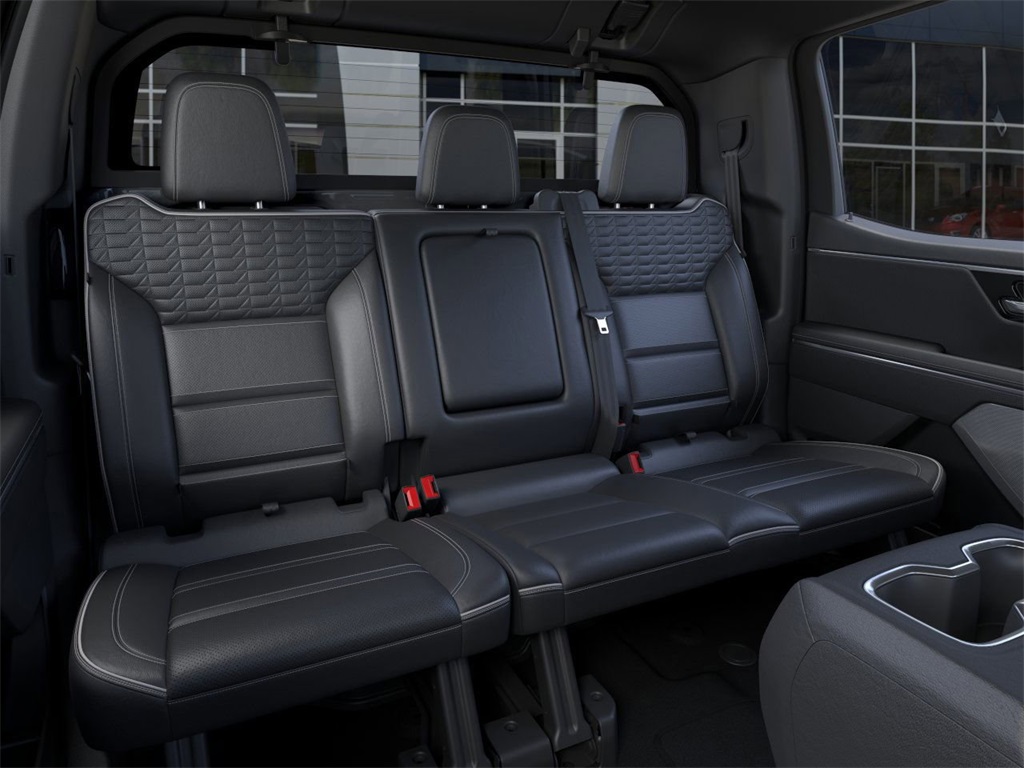 Vehicle image 17 of 24