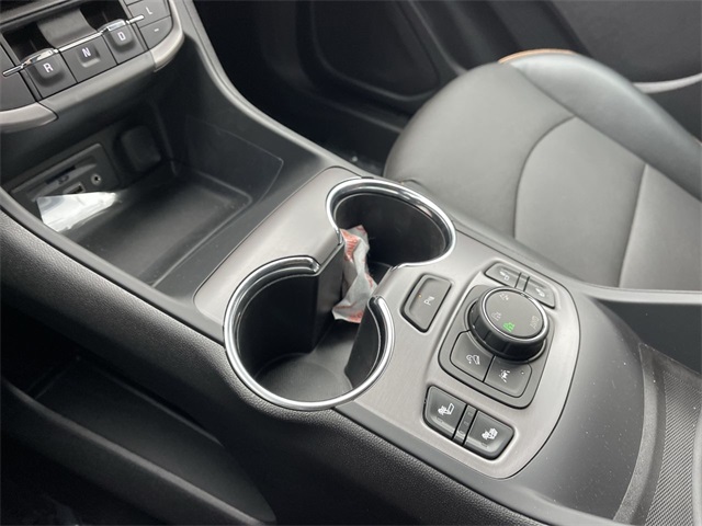 Vehicle image 20 of 24