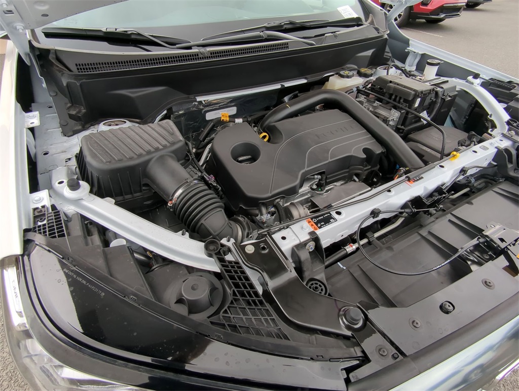 Vehicle image 31 of 36