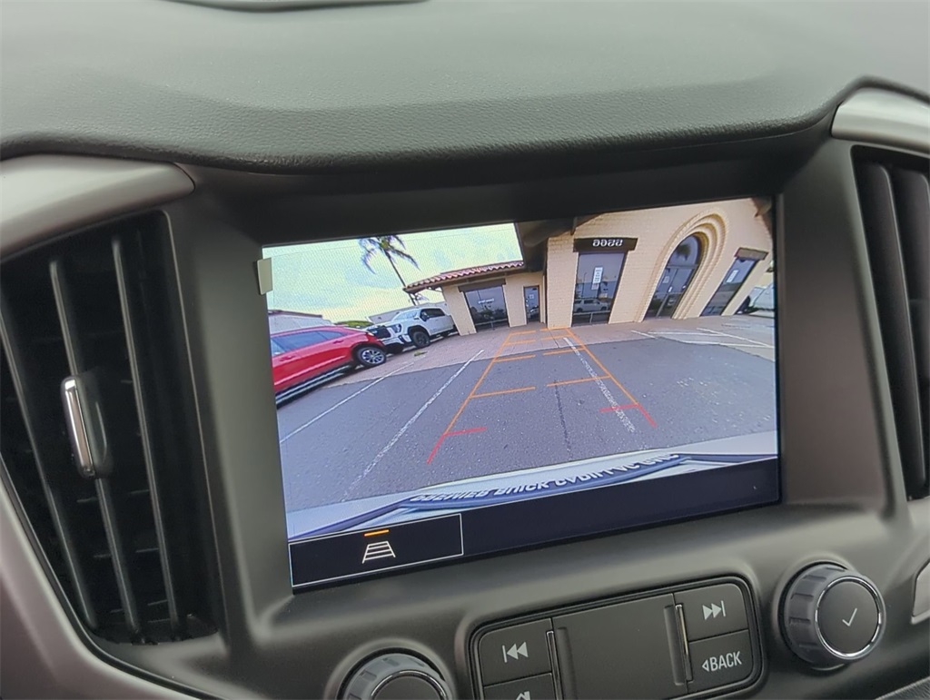 Vehicle image 15 of 36