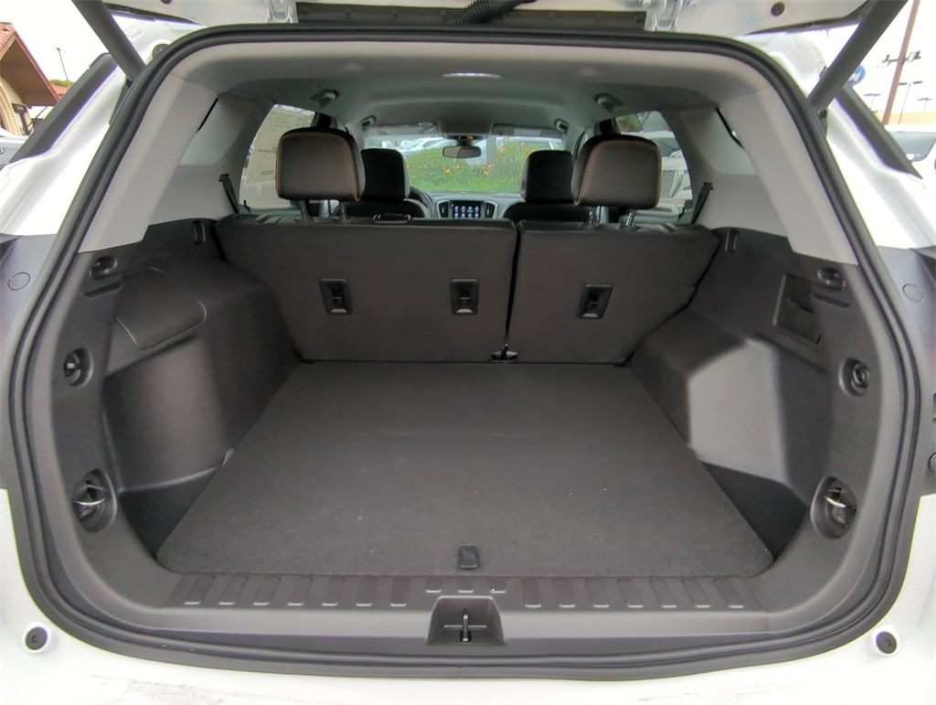 Vehicle image 26 of 35