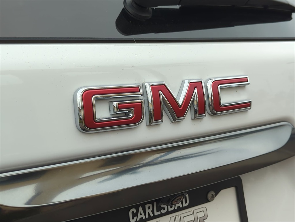 Vehicle image 31 of 35