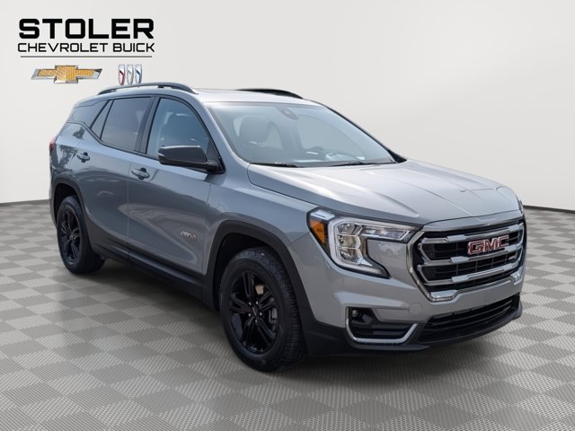 2024 GMC Terrain AT4 Image 3 of 31