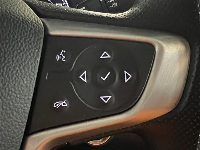 Vehicle image 10 of 23