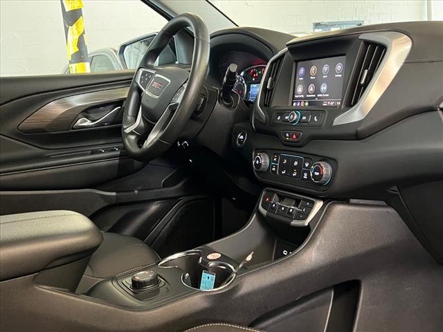 Vehicle image 22 of 23