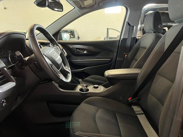 Vehicle image 7 of 23