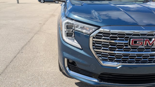 2024 GMC Terrain Denali Image 24 of 36