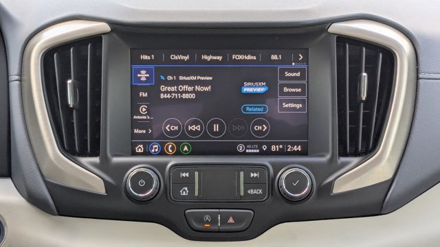 2024 GMC Terrain Denali Image 19 of 36