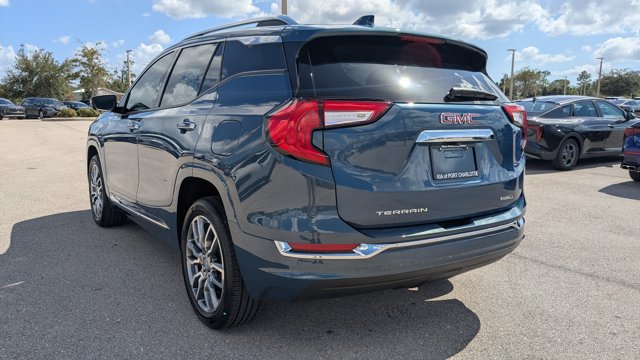 2024 GMC Terrain Denali Image 7 of 36