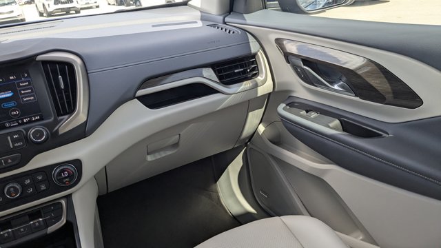 2024 GMC Terrain Denali Image 14 of 36