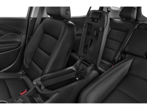 Vehicle image 17 of 19