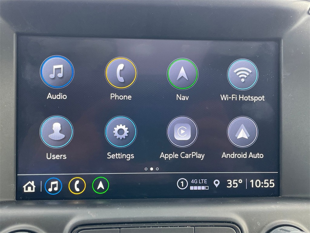 2024 GMC Terrain Denali Image 17 of 35