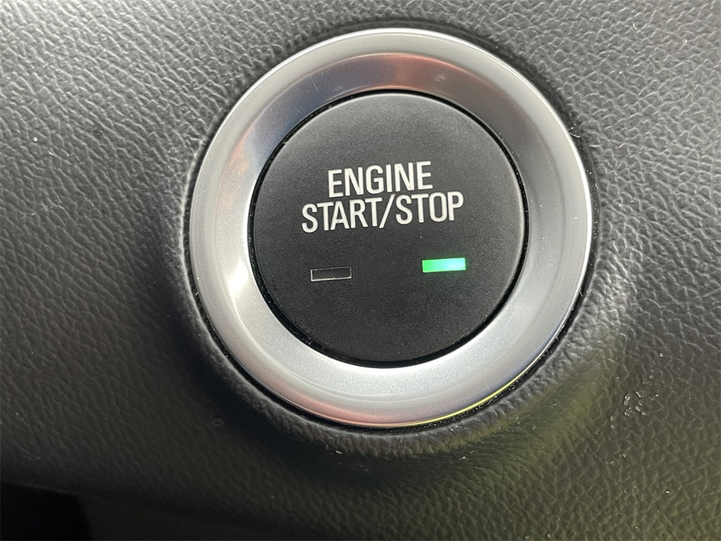 2024 GMC Terrain Denali Image 30 of 35