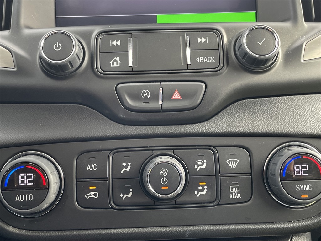 2024 GMC Terrain Denali Image 29 of 35