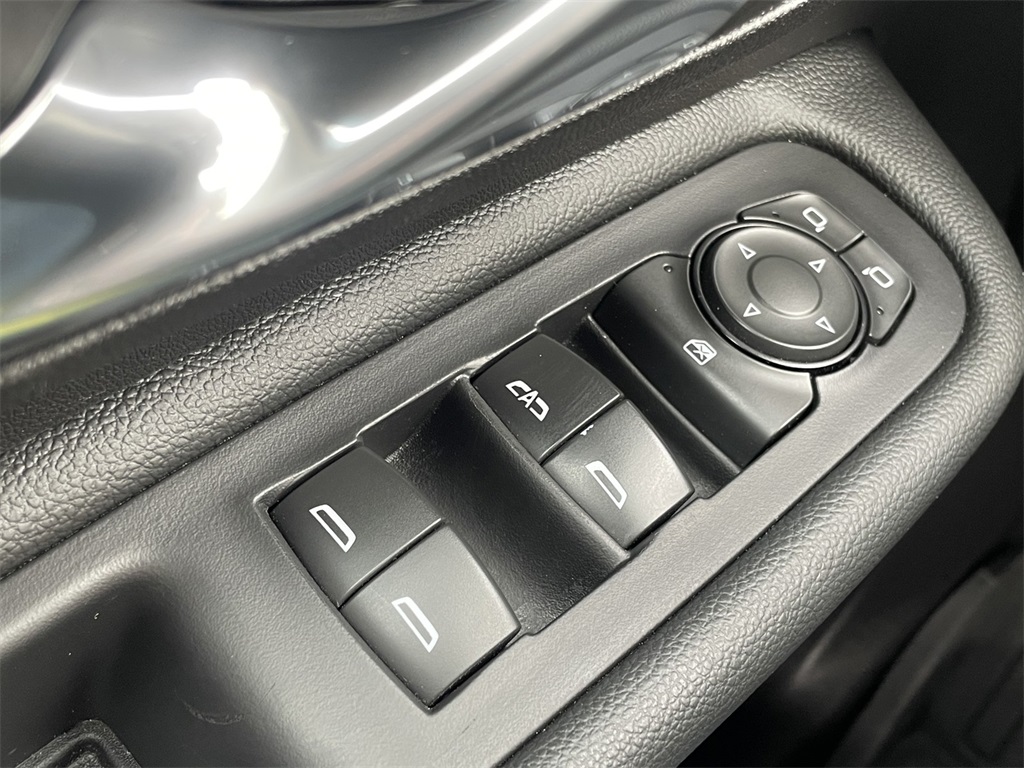 2024 GMC Terrain Denali Image 34 of 35