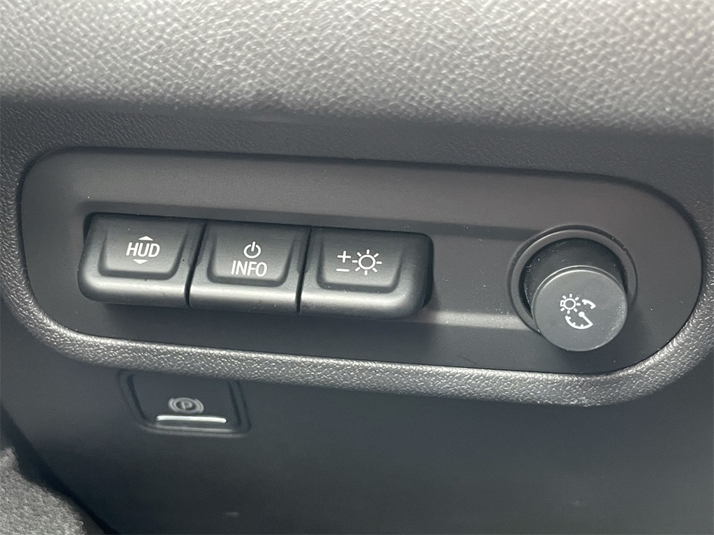 2024 GMC Terrain Denali Image 23 of 35