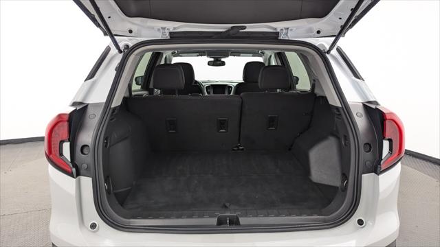 Vehicle image 12 of 32