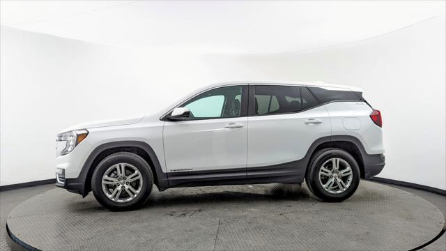 Vehicle image 9 of 32