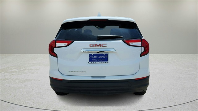 Vehicle image 6 of 46