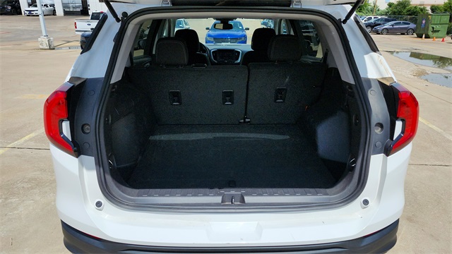 Vehicle image 35 of 46