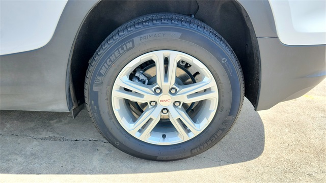 Vehicle image 37 of 46