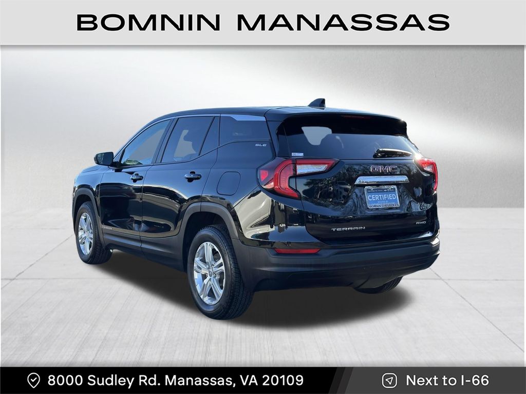 2024 GMC Terrain SLE Image 6 of 30