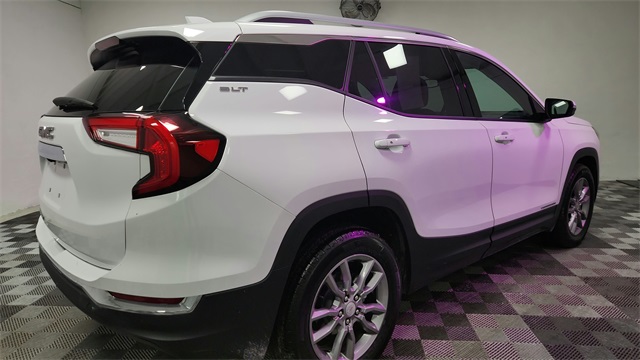 Vehicle image 8 of 26
