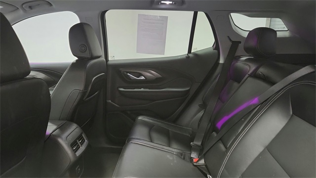 Vehicle image 20 of 26