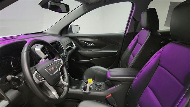 Vehicle image 17 of 26