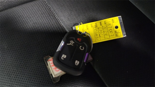 Vehicle image 16 of 26