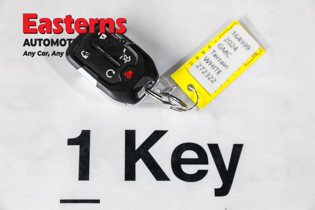 2024 GMC Terrain SLT Image 62 of 64