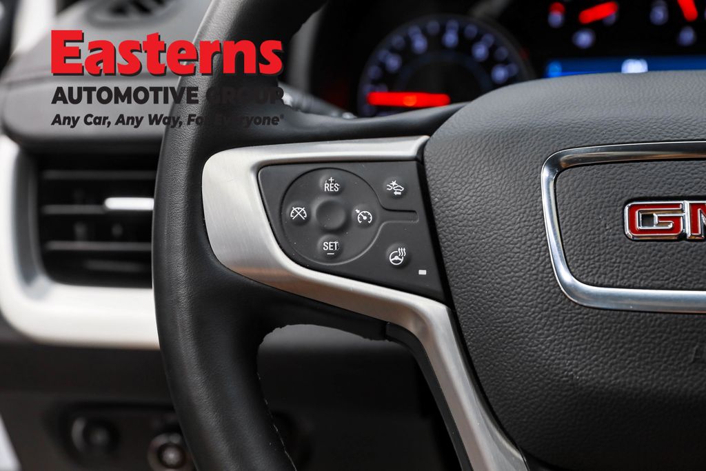 2024 GMC Terrain SLT Image 49 of 64