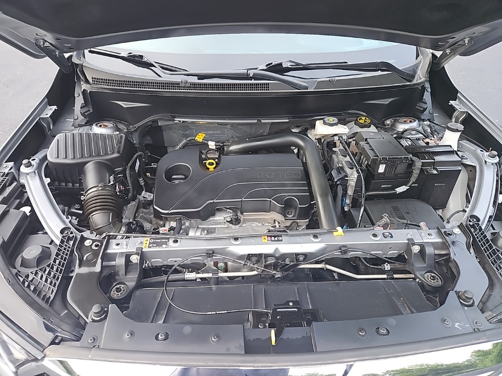 2024 GMC Terrain SLT Image 9 of 31