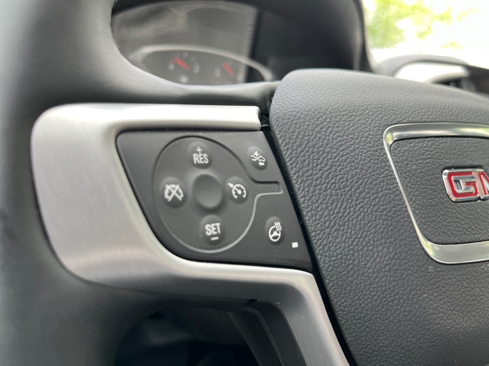 Vehicle image 21 of 39