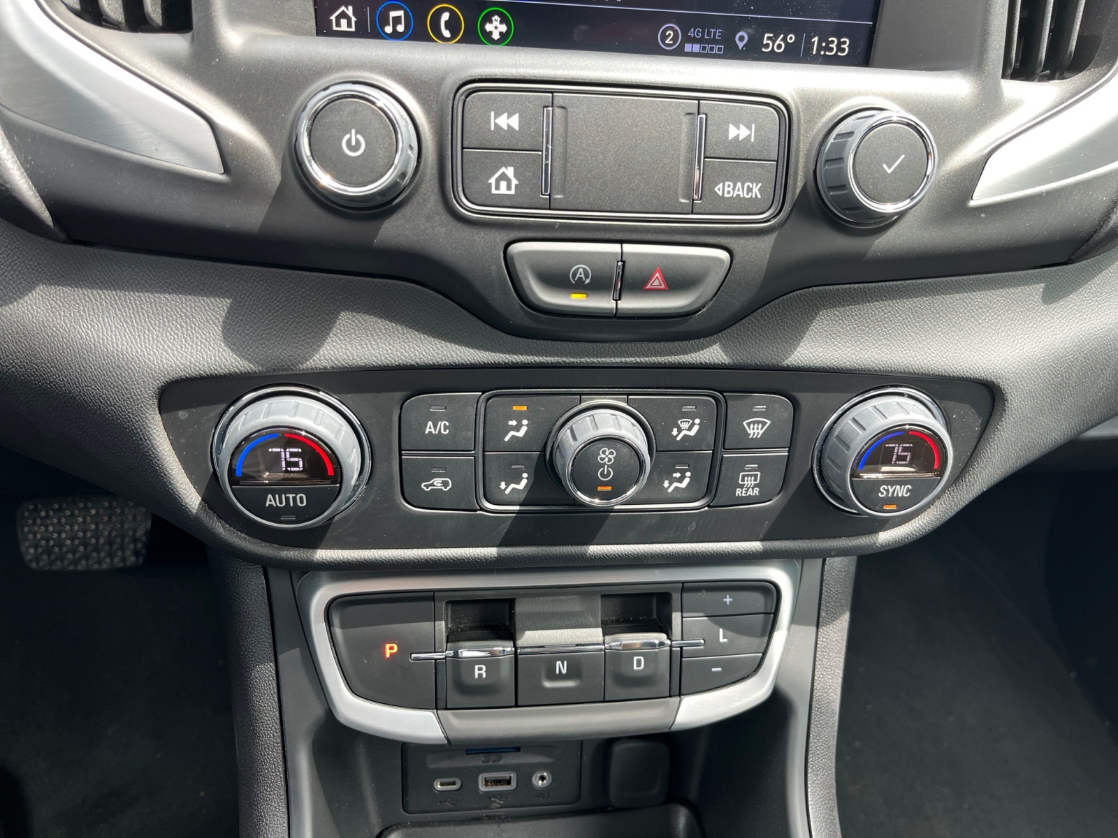 Vehicle image 24 of 39