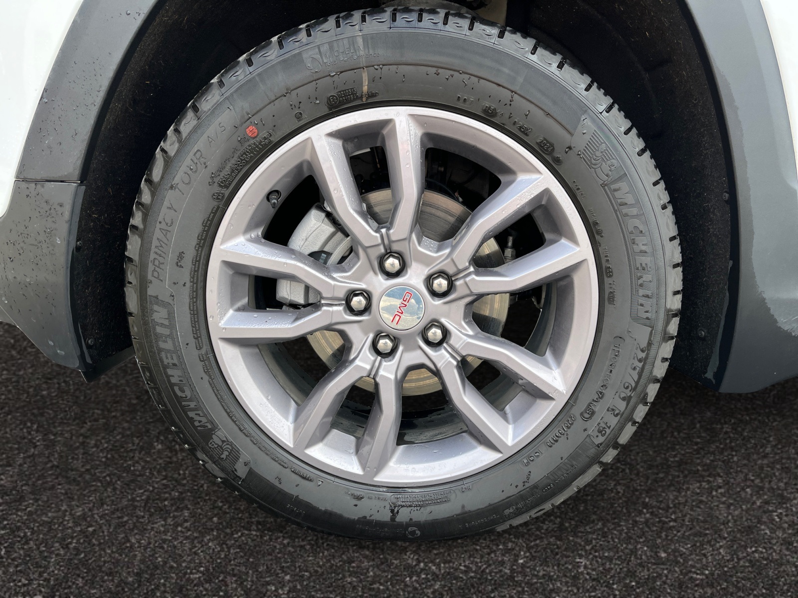 Vehicle image 14 of 39
