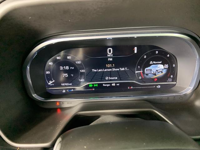 Vehicle image 23 of 39