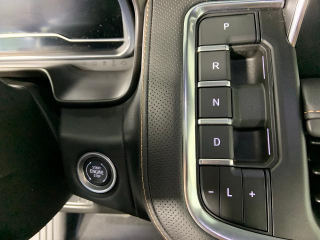 Vehicle image 36 of 39