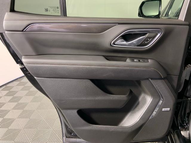 Vehicle image 27 of 39