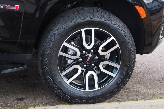 Vehicle image 9 of 37