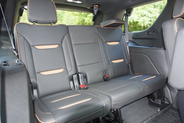 Vehicle image 16 of 37