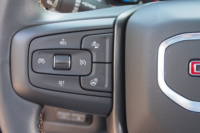 Vehicle image 28 of 37