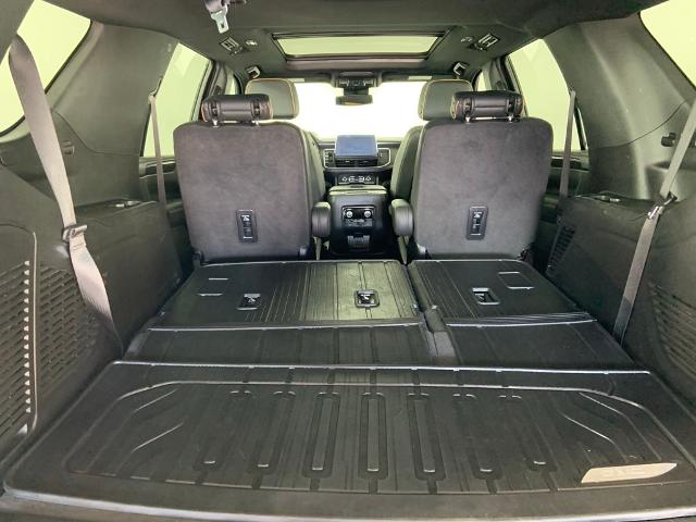 Vehicle image 22 of 37