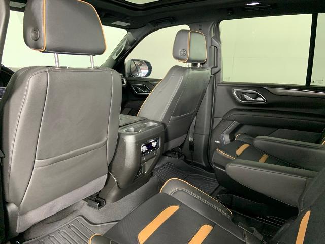 Vehicle image 32 of 37