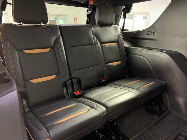 Vehicle image 20 of 37